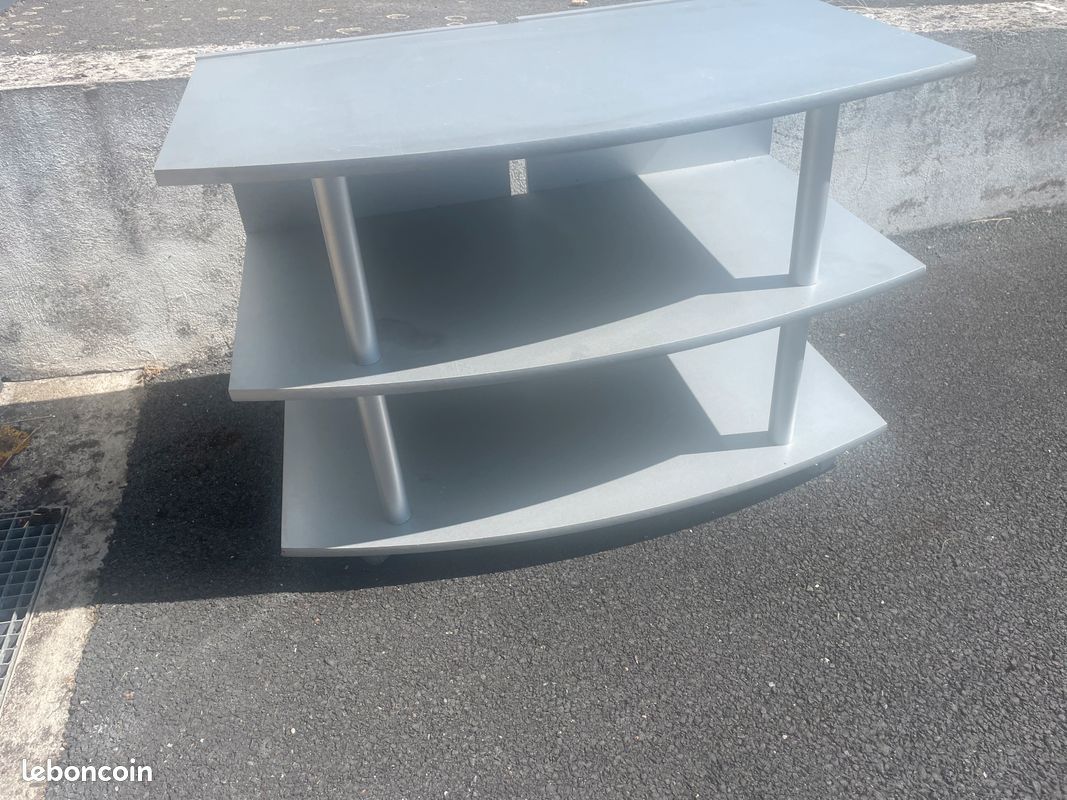 Meuble bas television (image 1)