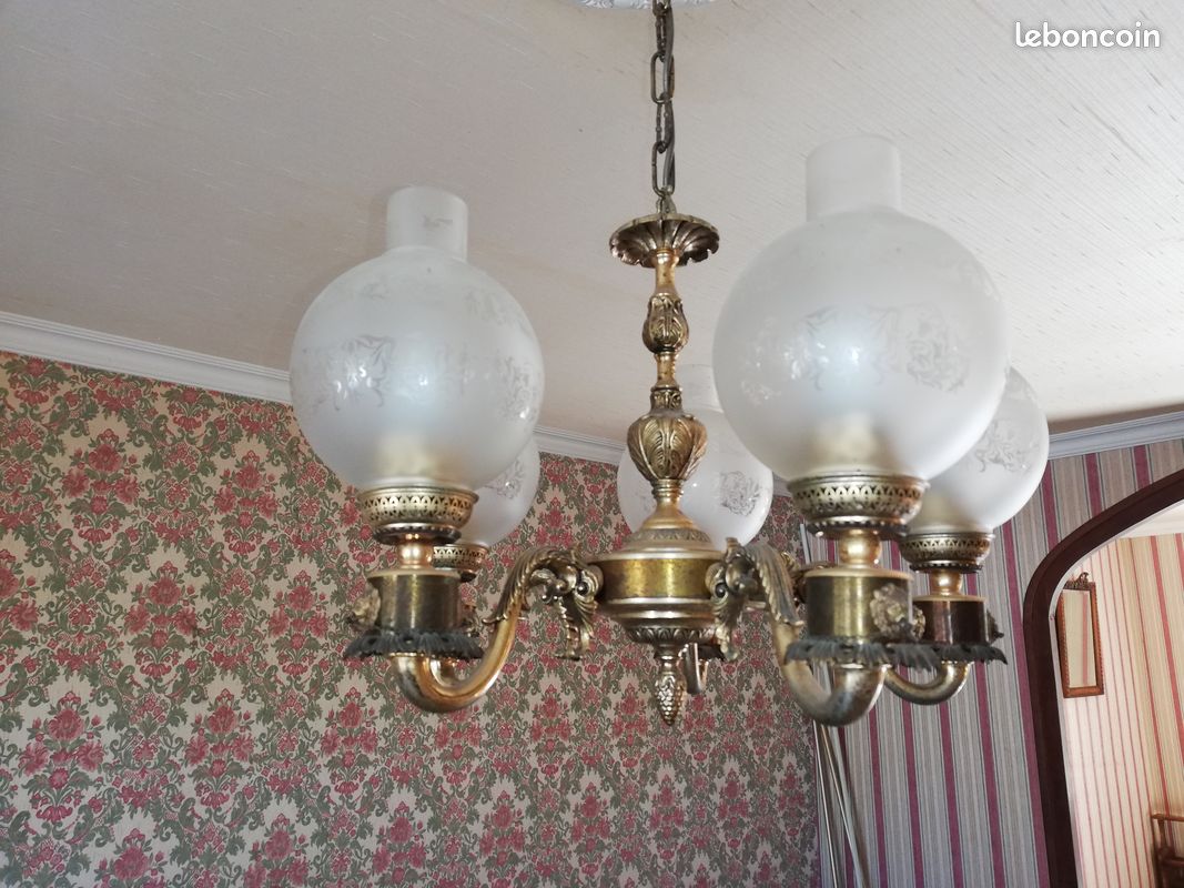 Lustre laiton (image 1)