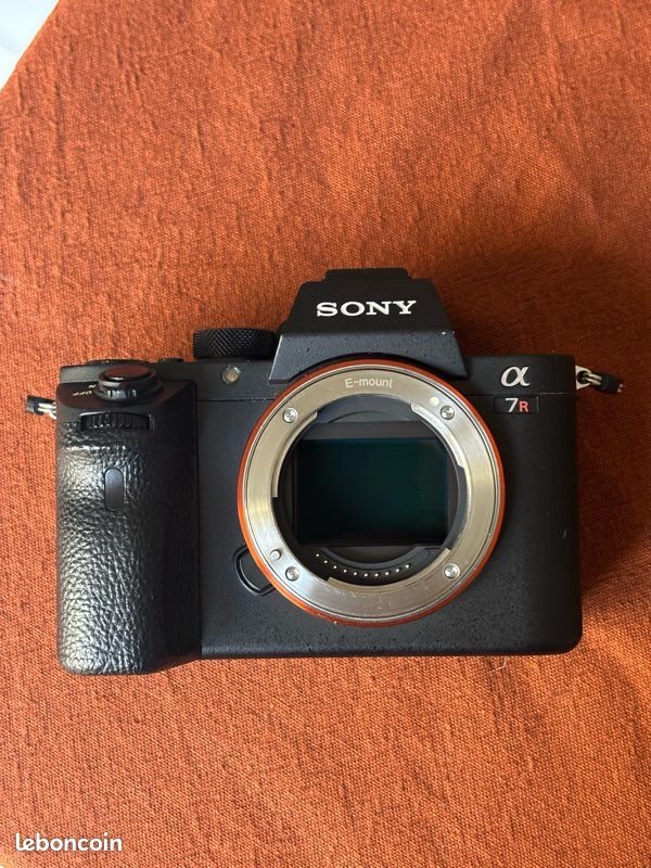 Appareil photo Sony alpha R Photo, audio vidéo