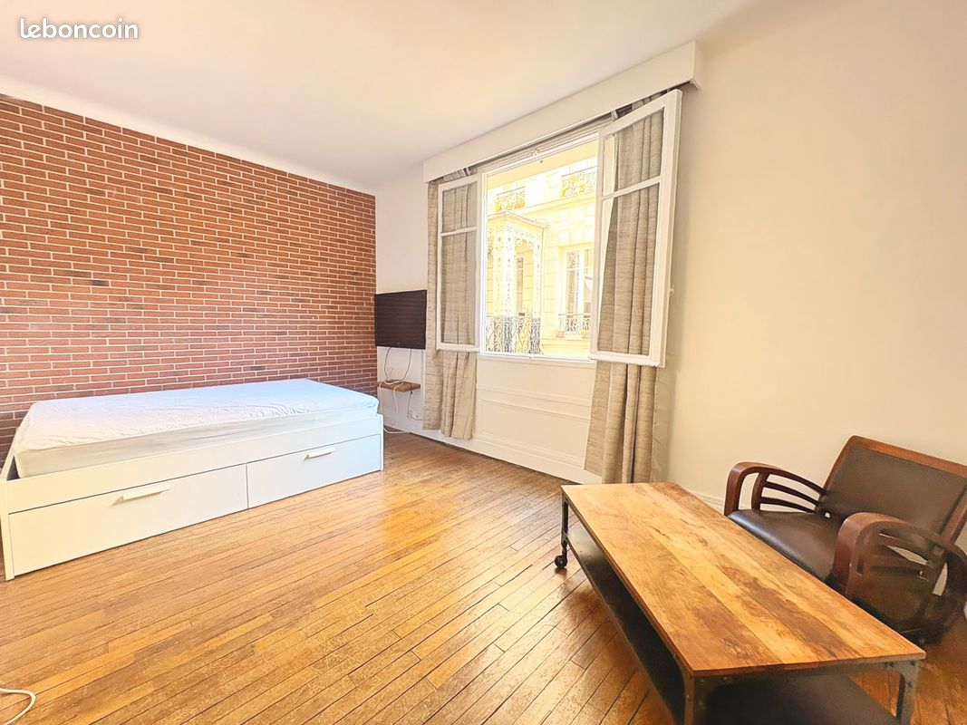 Appartement 1 pièce 29 m² · à Paris · 29 m² · 1 200 €/mois