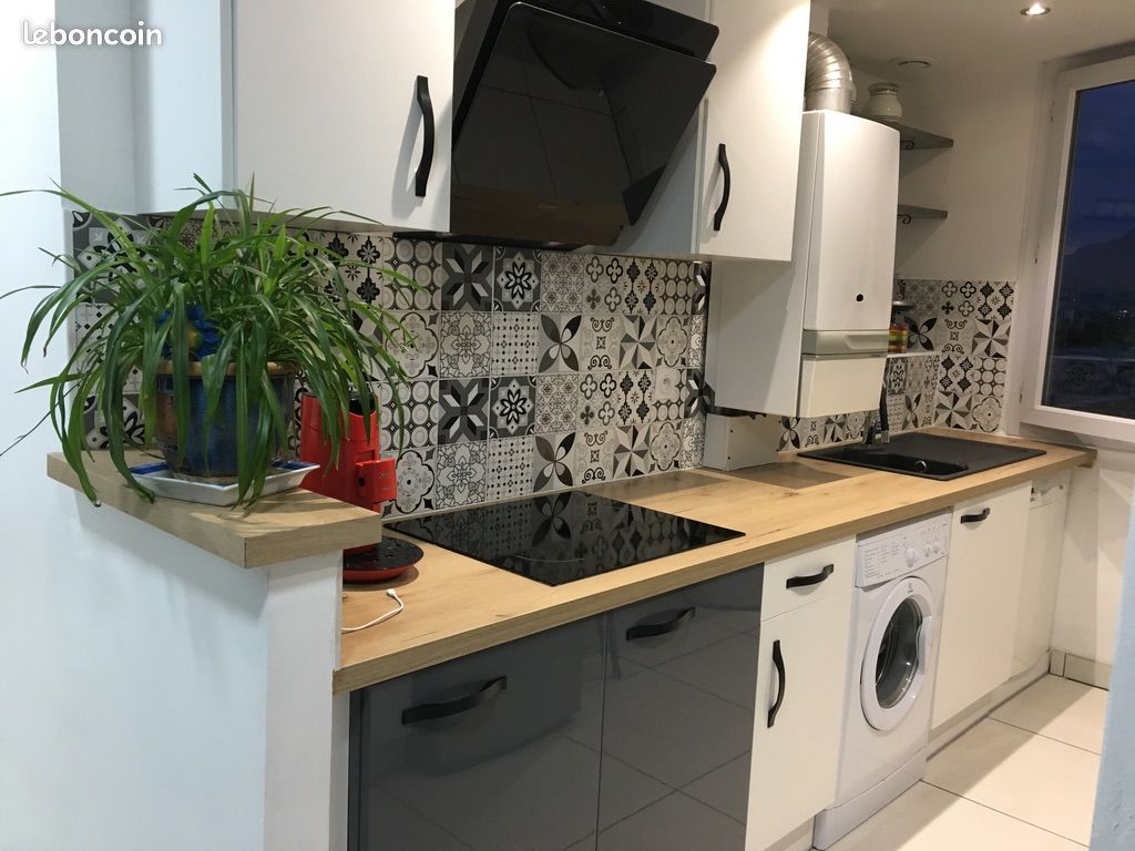 Appartement 4 pièces 82 m² · à Grenoble · 82 m² · 1 190 €