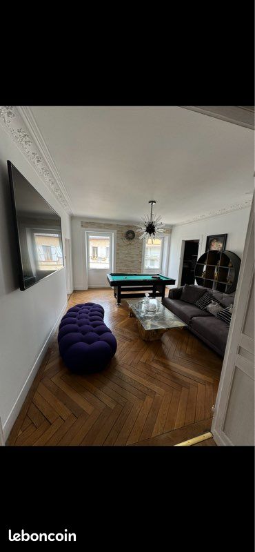 Appartement 8 pièces 180 m² · à Morbier · 180 m² · 1 600 €/mois