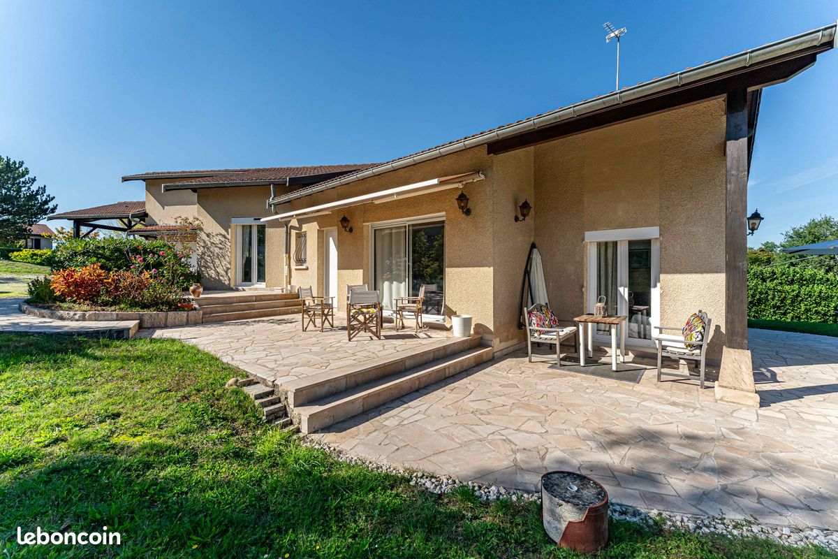 Maison 5 pièces 137 m² · à Francheville · 137 m² · 610 000 €