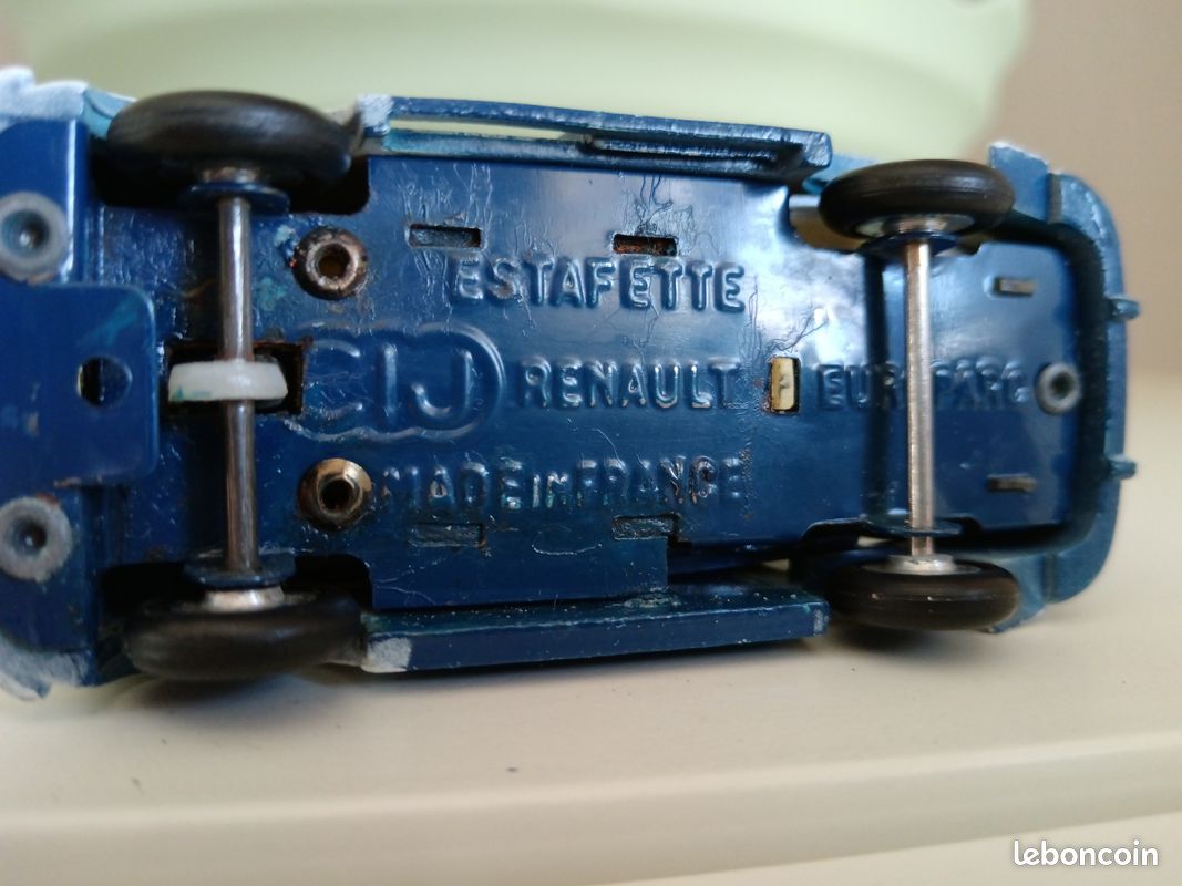 CIJ Renault Estafette Police – Miniature France Peu Fréquente (État D'usage)