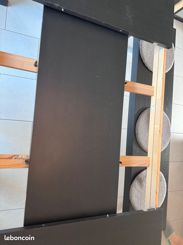 Table et chaises (image 6)