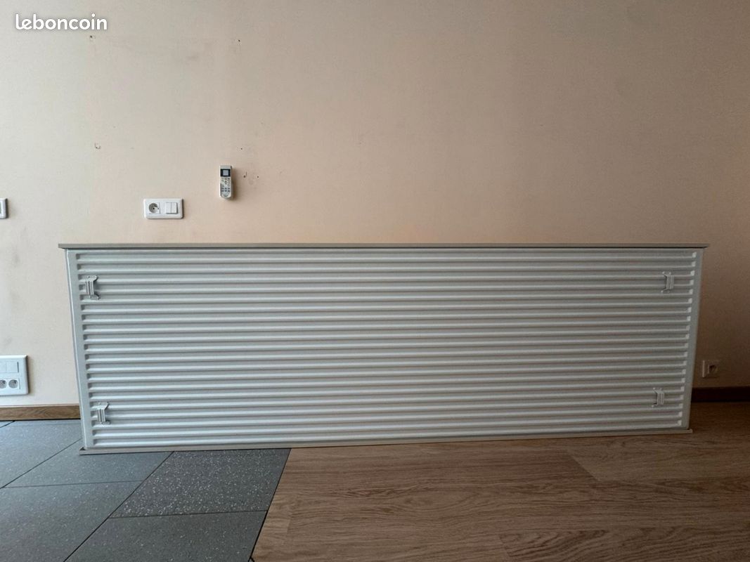 Radiateur mural (image 1)