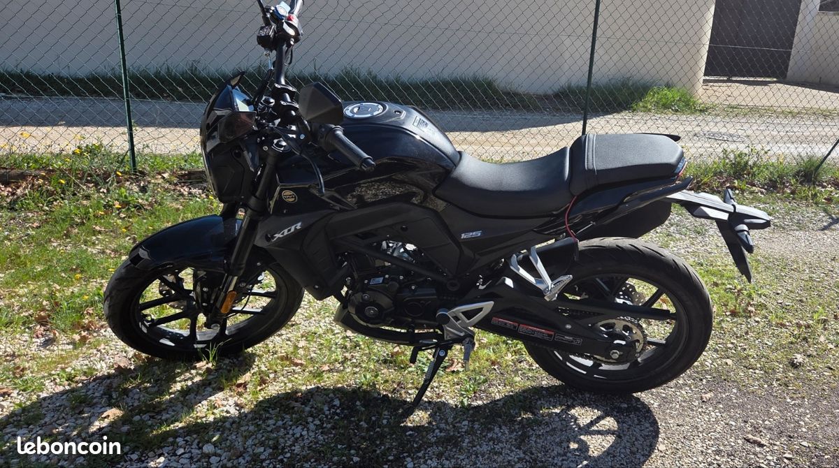MOTO ROADSTER 125 TNT MOTOR de 2025 (image 2)