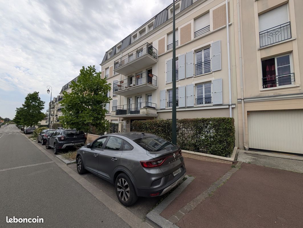 Appartement 3 pièces 59 m² · à Les Clayes-sous-Bois · 59 m² · 1 350 €