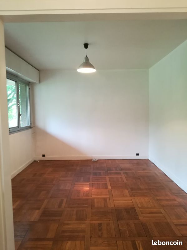 Appartement 1 pièce 37 m² · à Garches · 37 m² · 895 €