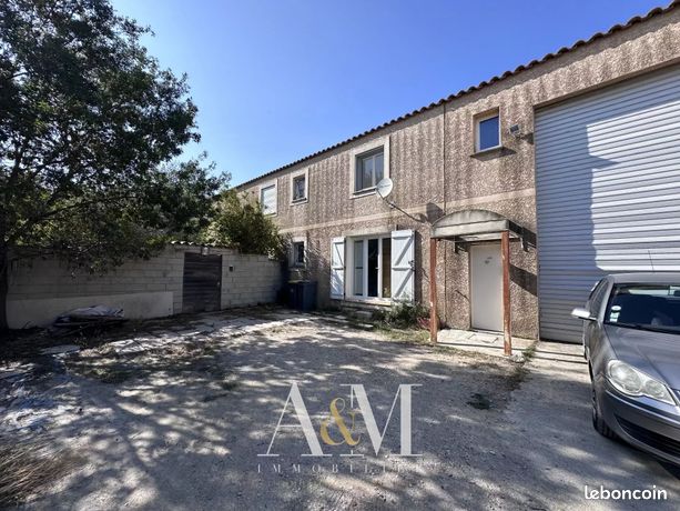 Immeuble 12 pièces 426 m²