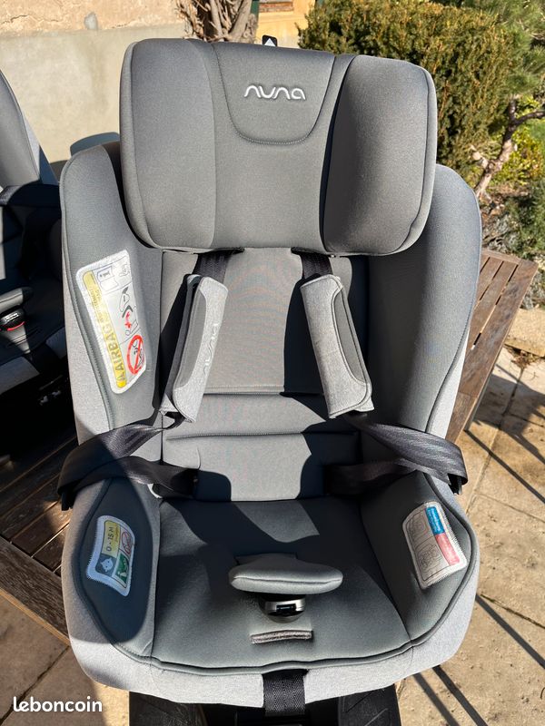 Siège auto NUNA pivotant 0-4 ans (image 1)