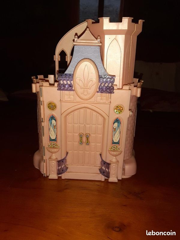 Chateau de princesse (image 1)