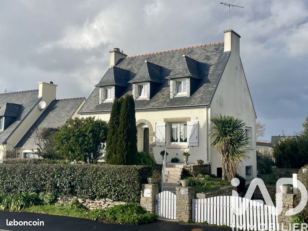 Maison 6 pièces 100 m² · à Plozévet · 100 m² · 252 000 €