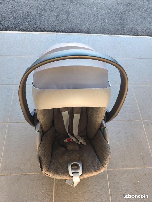 Poussette et cosy cybex (image 9)