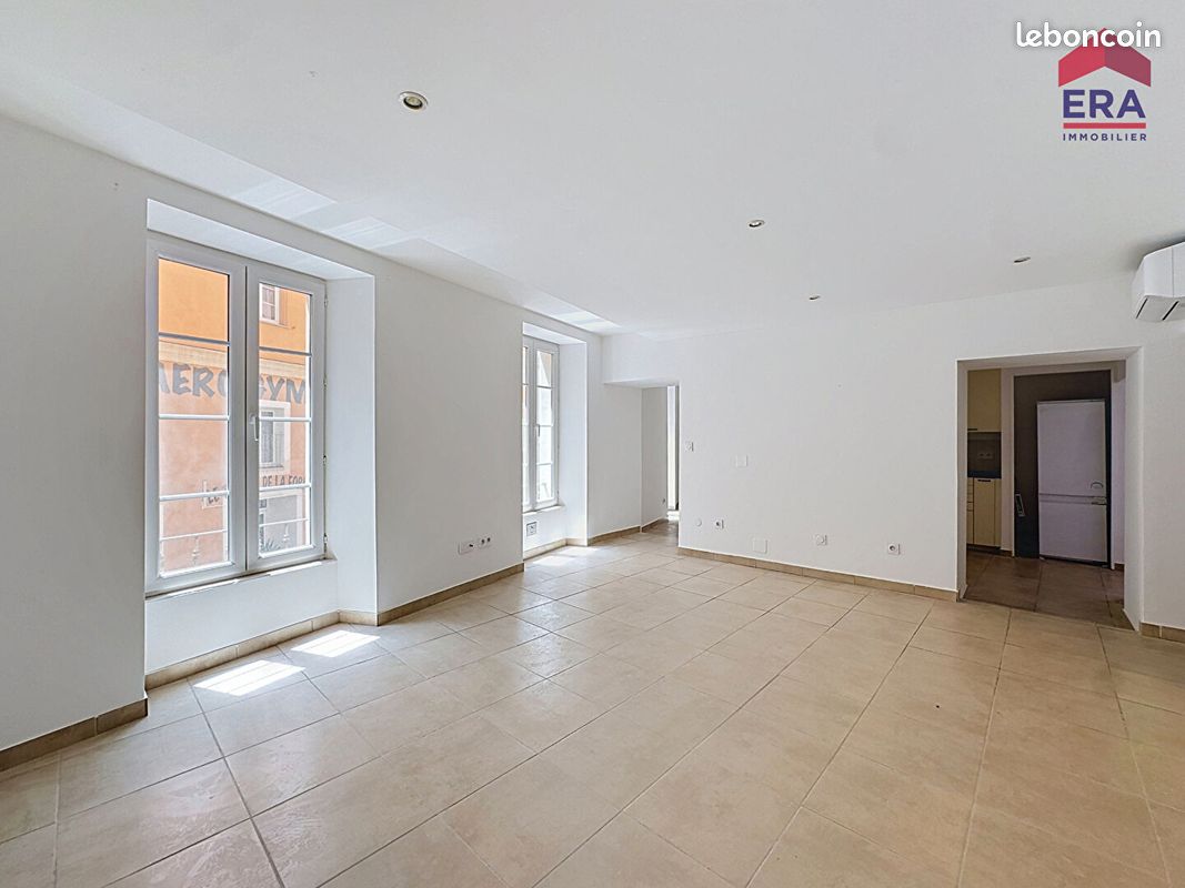 Appartement 4 pièces 105 m² · à Bastia · 105 m² · 325 000 €