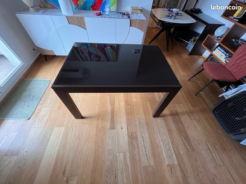 Table Calligaris extensible 8 personnes (image 1)