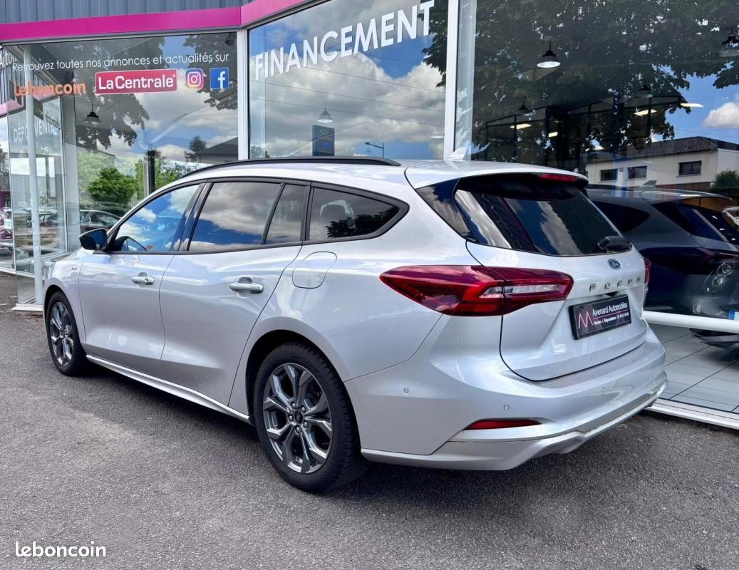Ford Focus SW 1.0 EcoBoost 125 S&S mHEV ST-Line X (image 20)