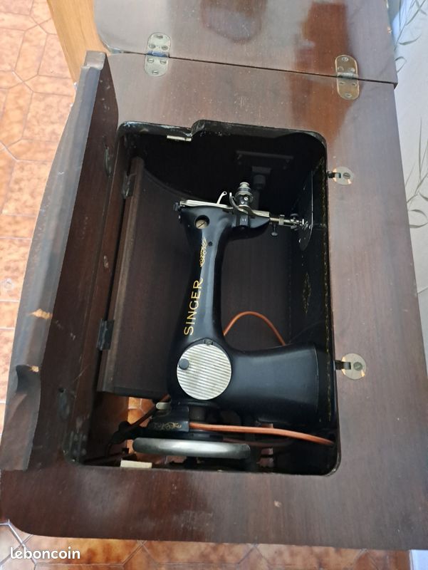 Machine à coudre ancienne SINGER, meuble (image 12)