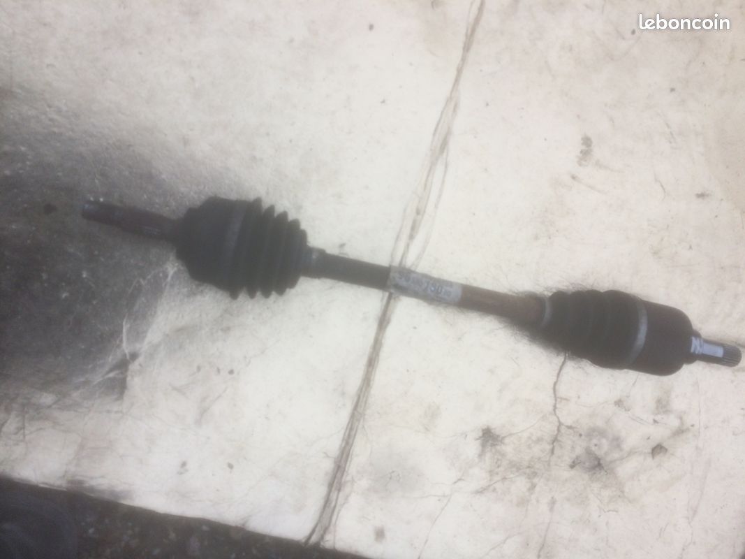 Cardan gauche Peugeot 207 Citroën c3 ds3 - Équipement auto