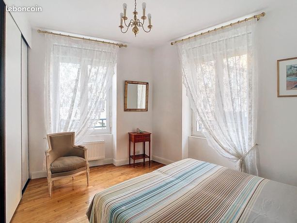 Maison 6 pièces 140 m²