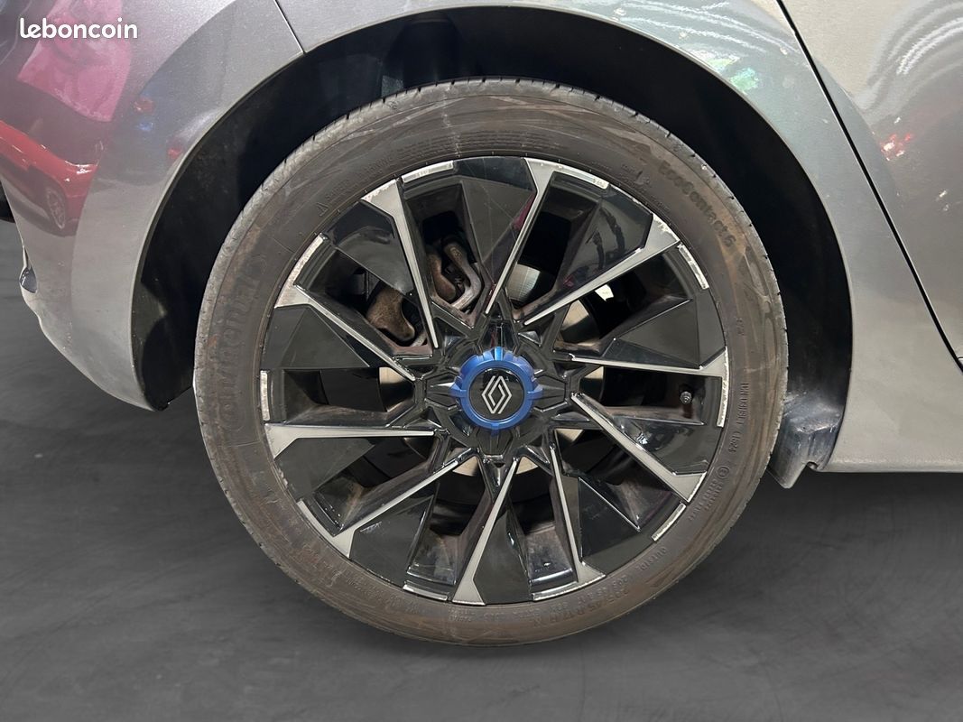 RENAULT CLIO V 1.6 E-TECH 145 ESPRIT ALPINE 94Ch Garantie 12 mois (image 17)