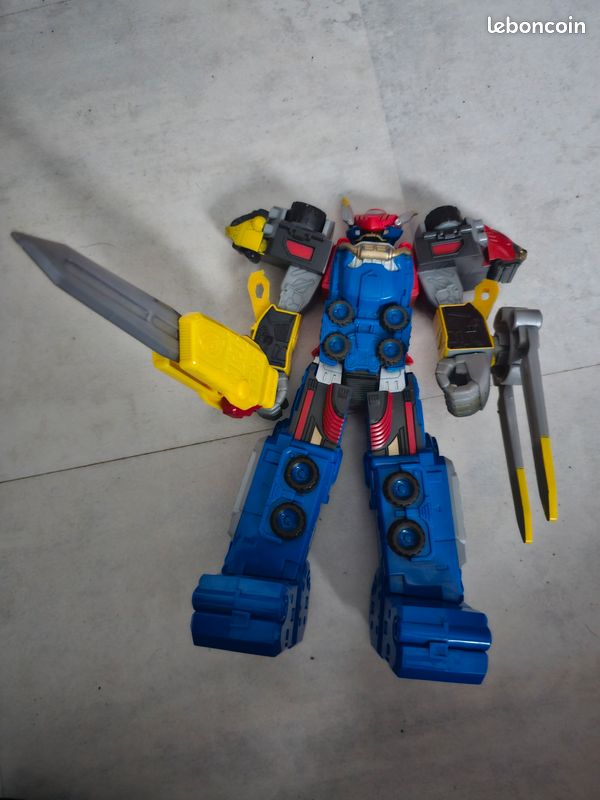 Robot (image 1)