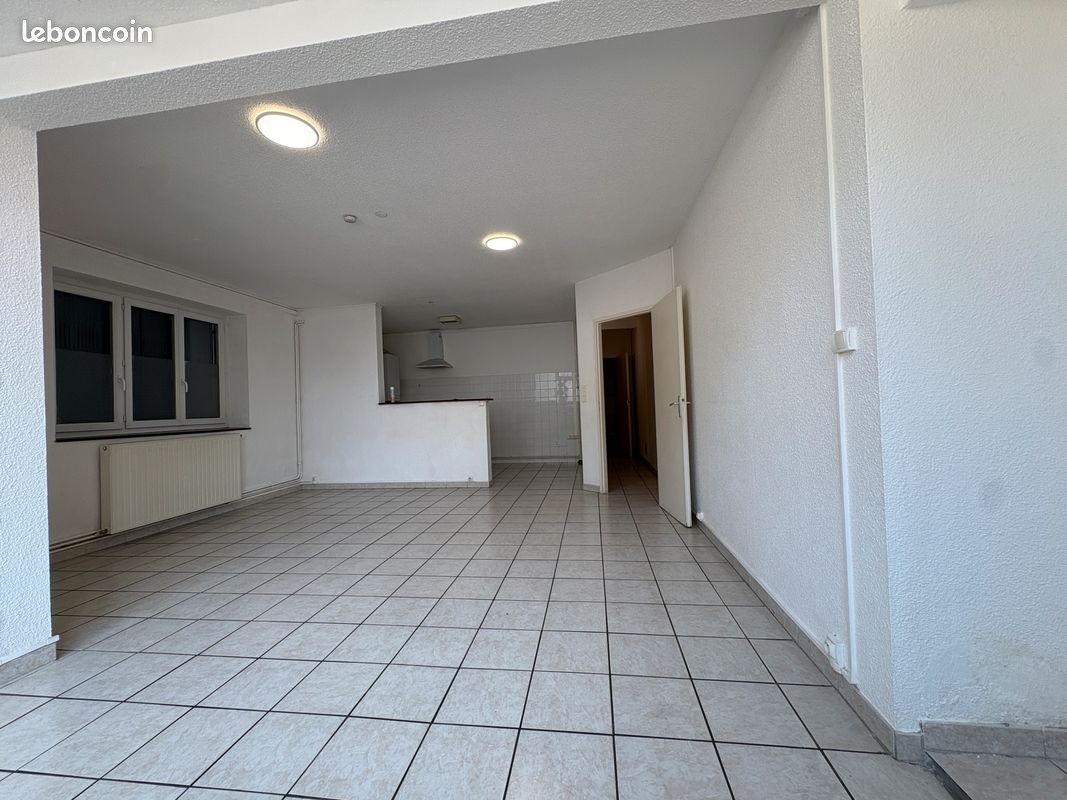 Appartement 4 pièces 80 m² · à Moissac · 80 m² · 730 €