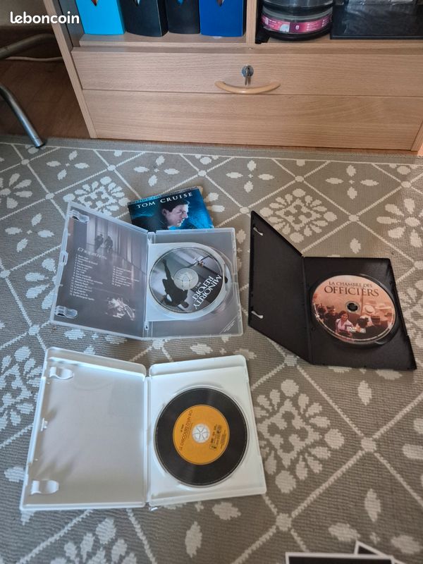 Coffret Valerian + cadeau
2 galettes avec bonus + lot de cartes collector
En cadeau : dvd grand classique au choix
Double collector minority report, la chambre des officiers, le discours d'un roi (image 4)