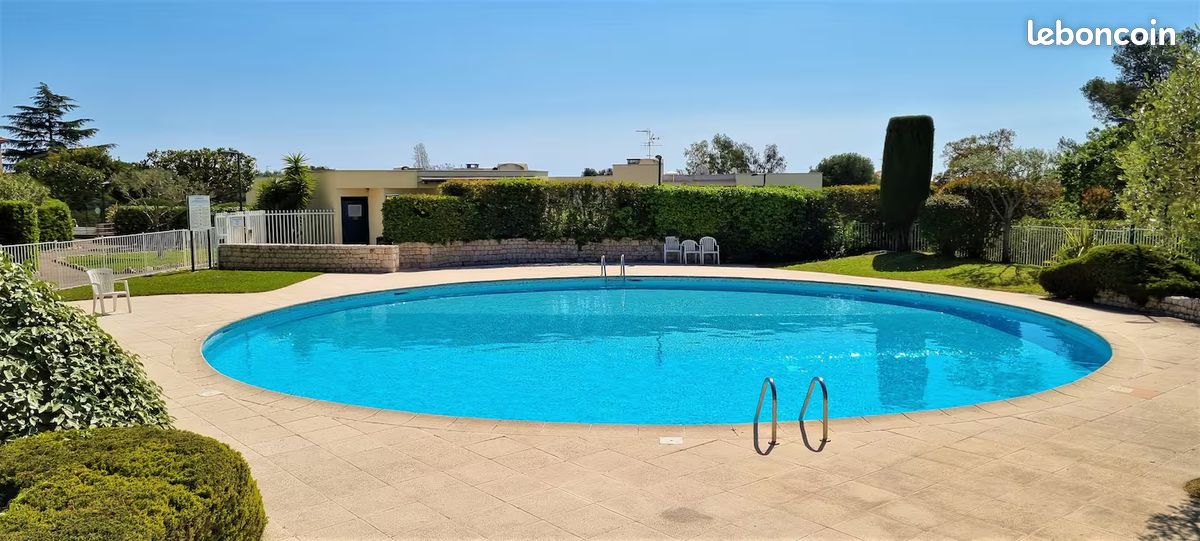 Appartement 1 pièce 18 m² · à Villeneuve-Loubet · 18 m² · 750 €
