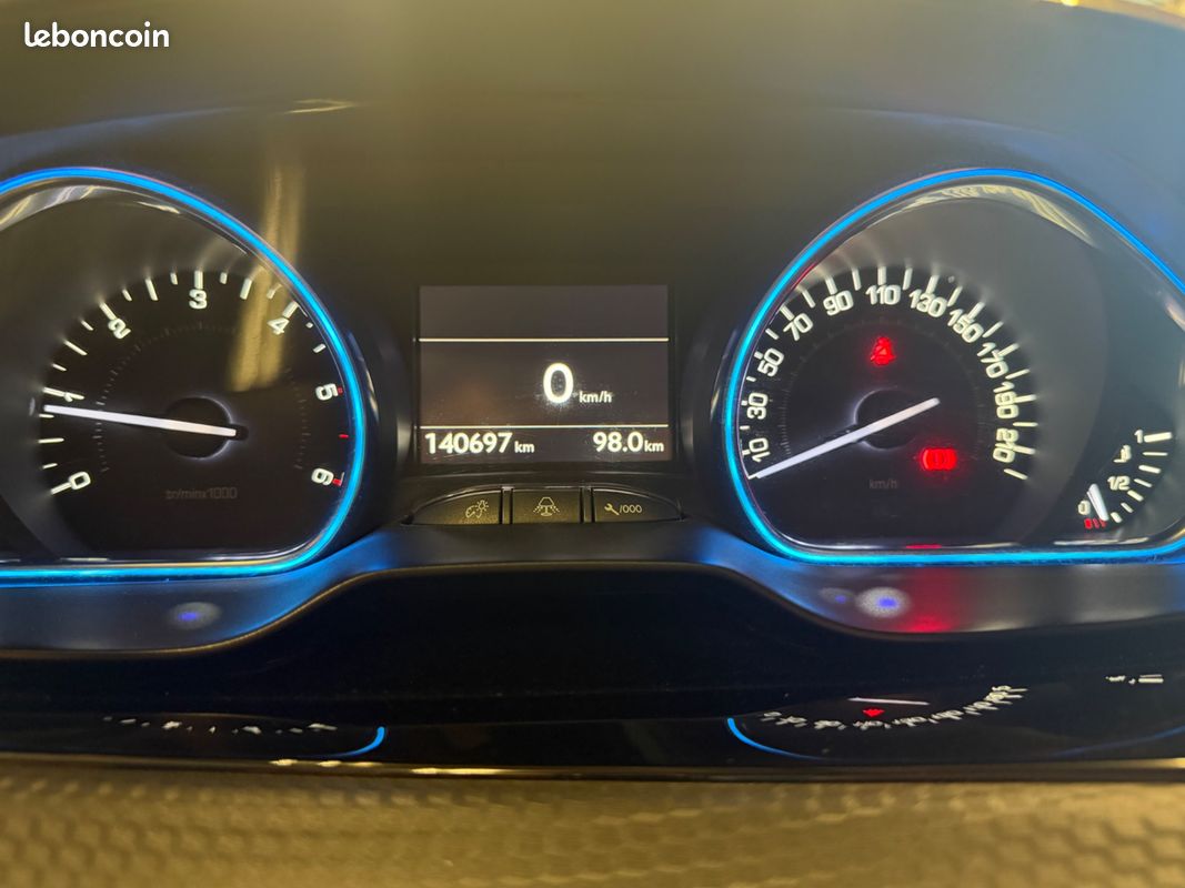 PEUGEOT 2008 GENERATION-I 1.6 100 CH ACTIVE / RADAR DE RECUl (image 21)