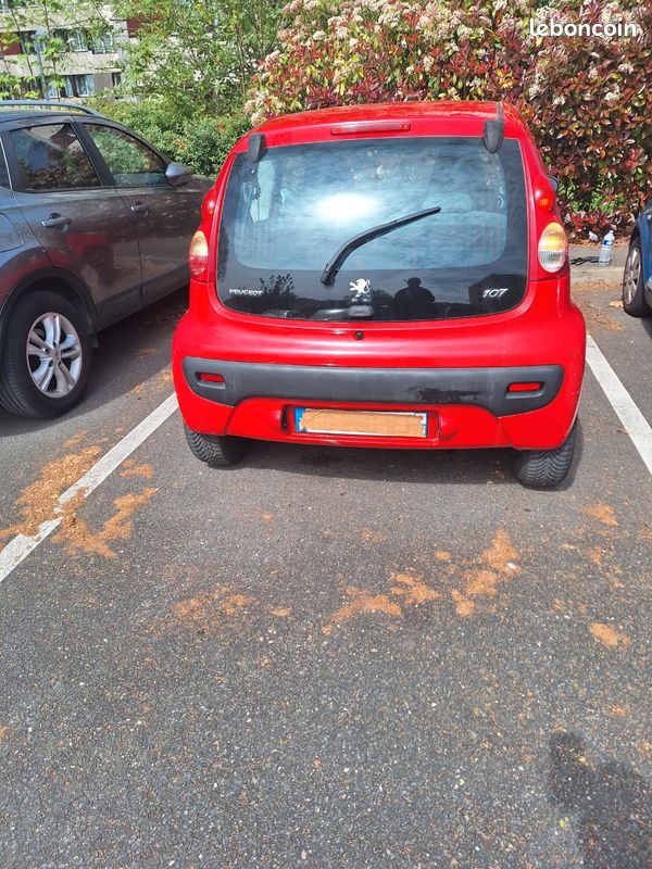 Chein Rule Peugeot 107.Boit automatique..4cv.essence.moteur a chain Toyota - Voitures