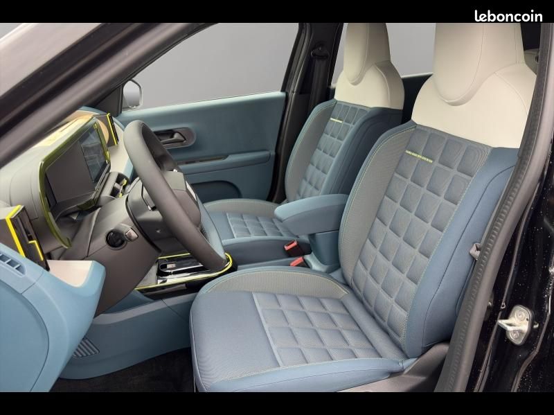 Fiat Grande Panda 1.2 Hybrid Turbo 110ch La Prima eDCT6 (image 12)