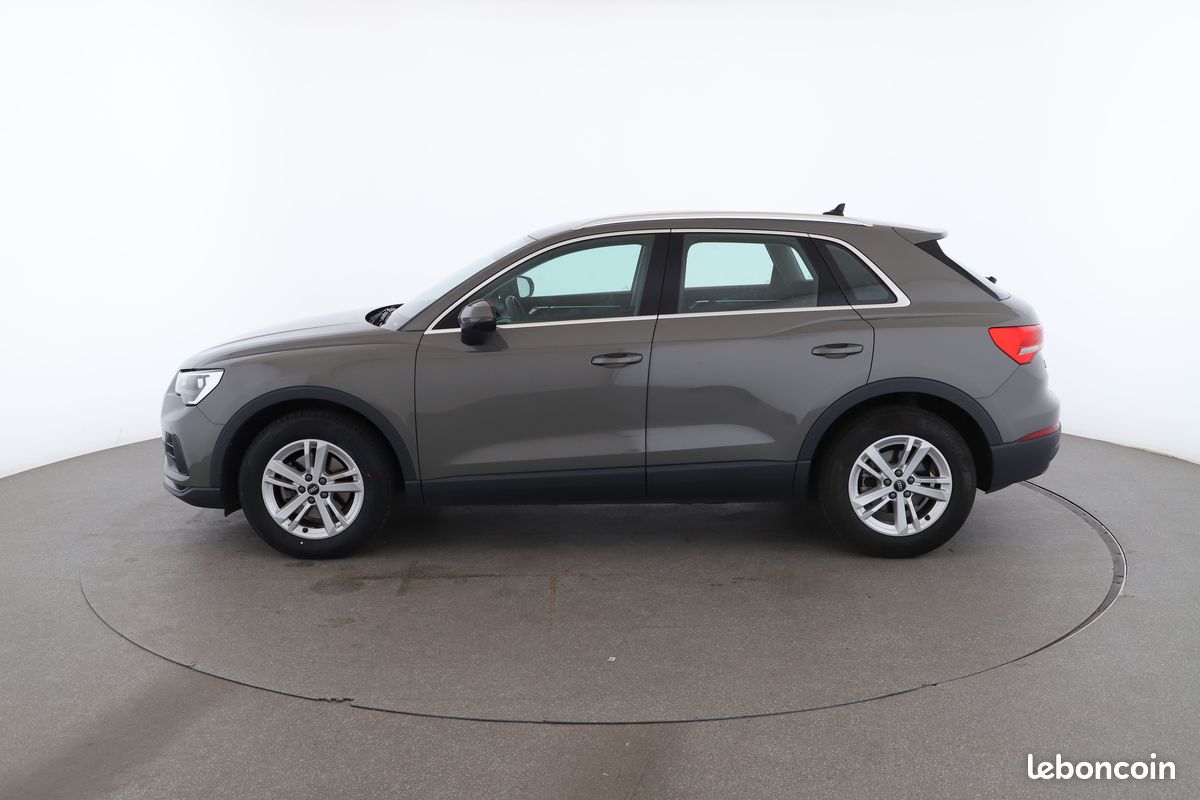 Audi Q3 35 TFSI Design S Tronic 7 150 ch (image 11)