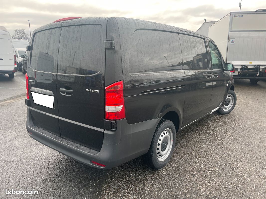 32 990 HT Mercedes Vito 114 CDI 136Ch Long 631 Euro(s) HT/Mois (image 3)