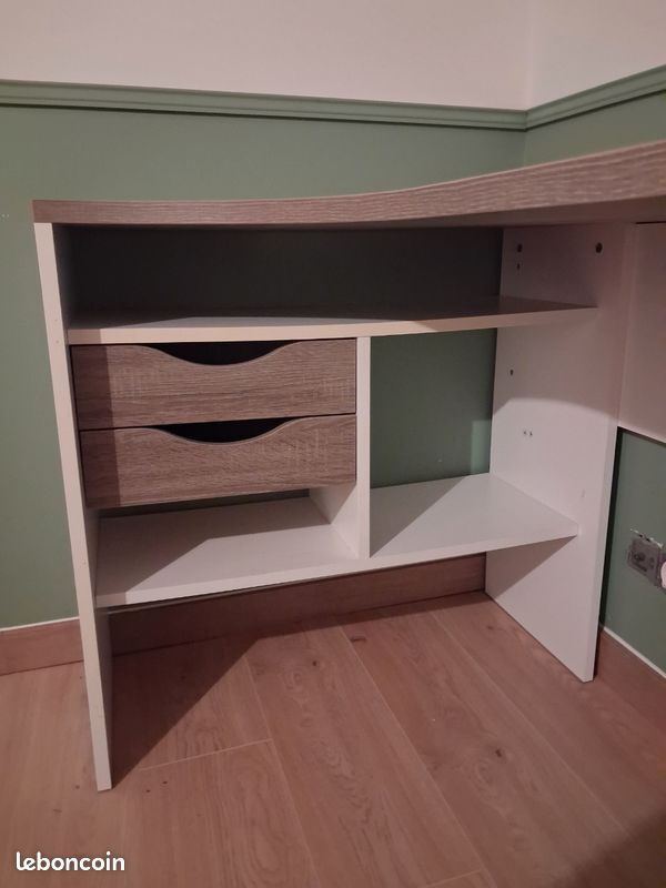 Bureau (image 2)