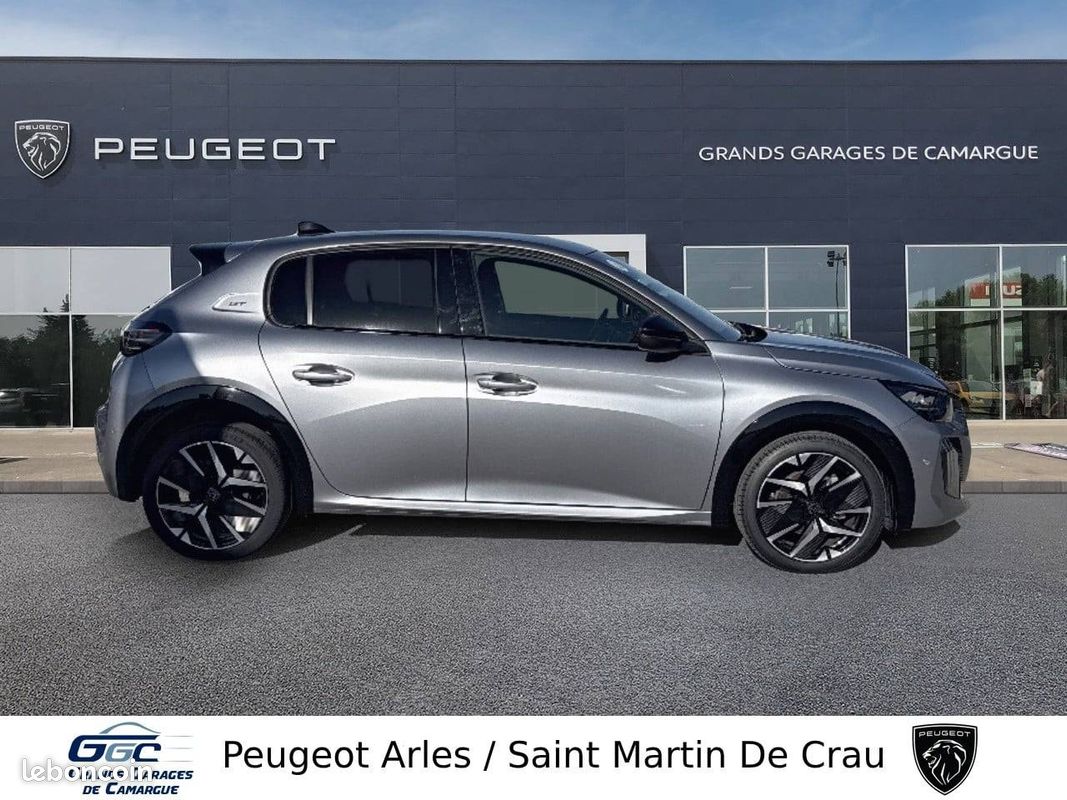 PEUGEOT 208 Hybrid 110 e-DCS6 GT (image 4)