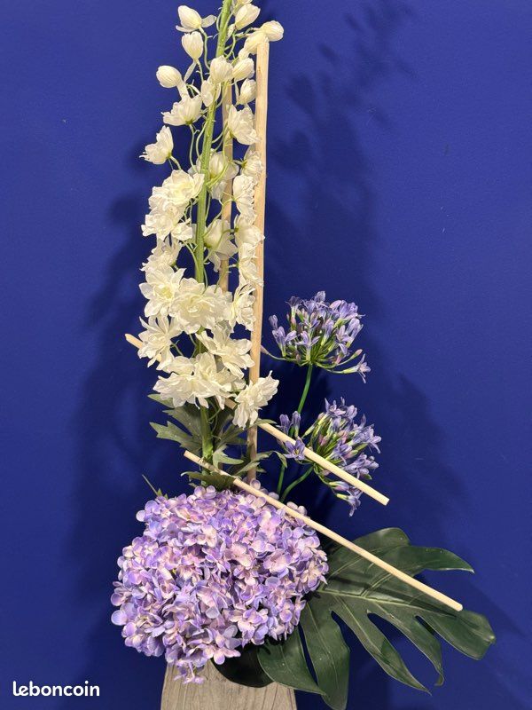 Composition de fleurs artificielles (image 3)