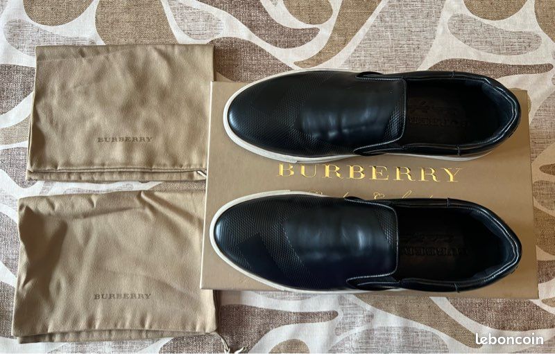 Chaussures homme Burberry pointure 41 neuves et authentiques avec les étuis de protection (image 2)
