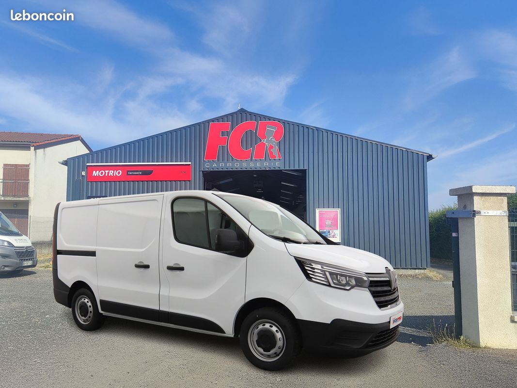 Renault Trafic Van L1H1 Advance + Caméra + cloison + trappe 2T8 Blue dCI 130 - Leasing (image 3)