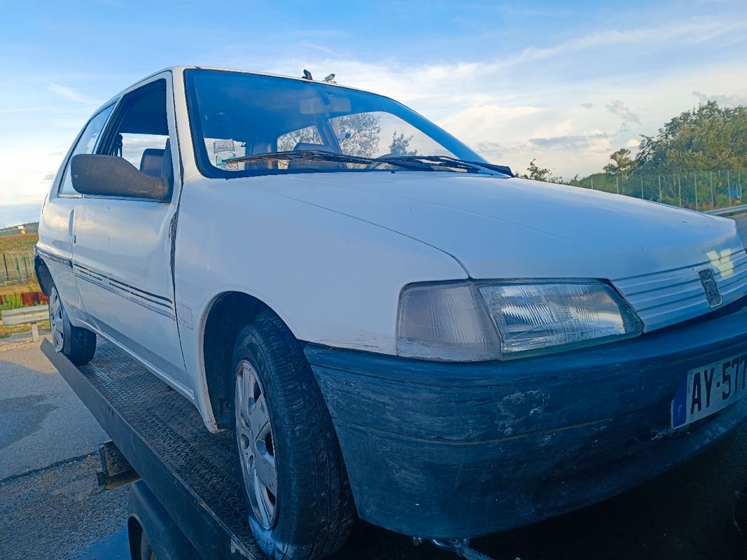 Malle/Hayon arriere PEUGEOT 106 PHASE 2 Diesel