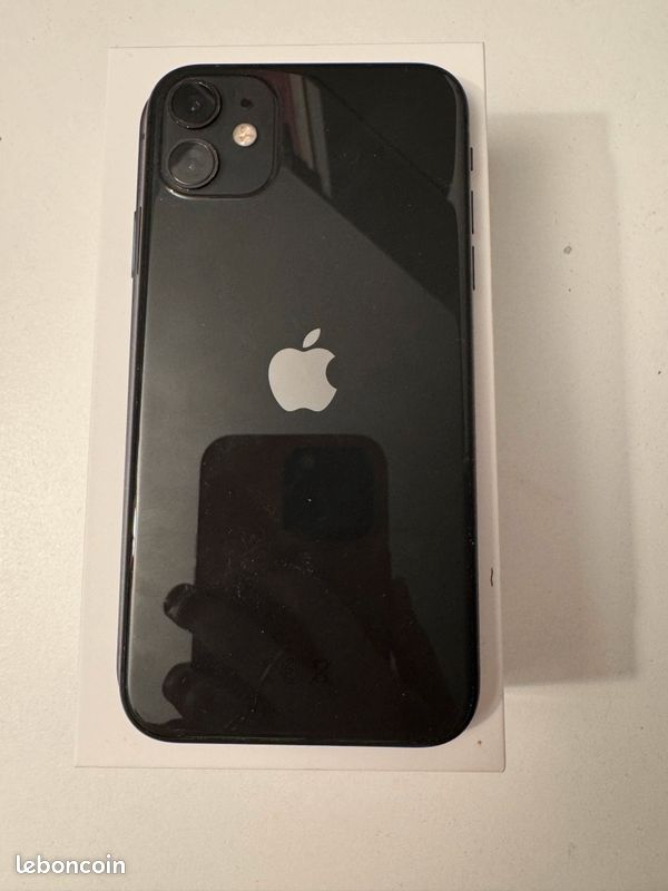 IPhone 11 (image 2)