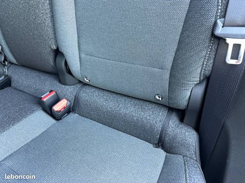 Renault Captur E-Tech full hybrid 145 ch Techno (image 30)
