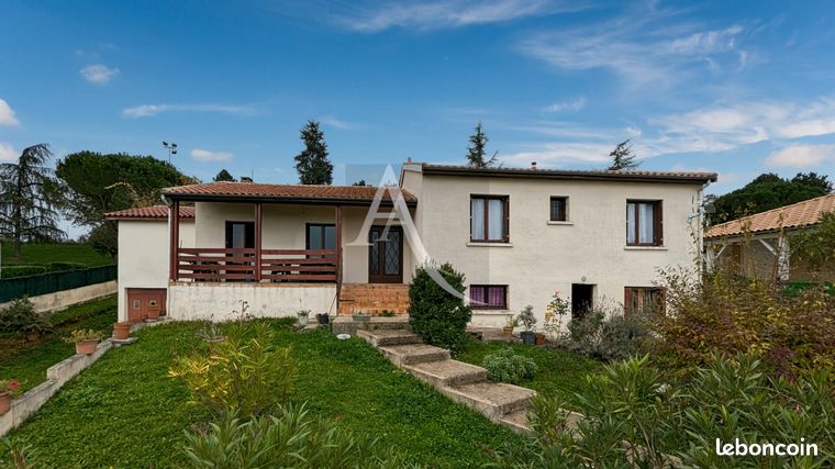 Maison 9 pièces 163 m²