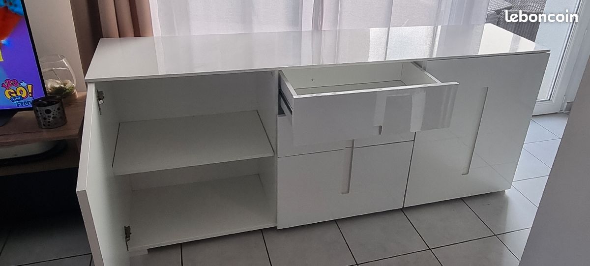 Commode (image 2)
