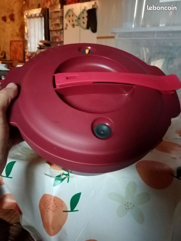 Cocotte tuperware (image 2)
