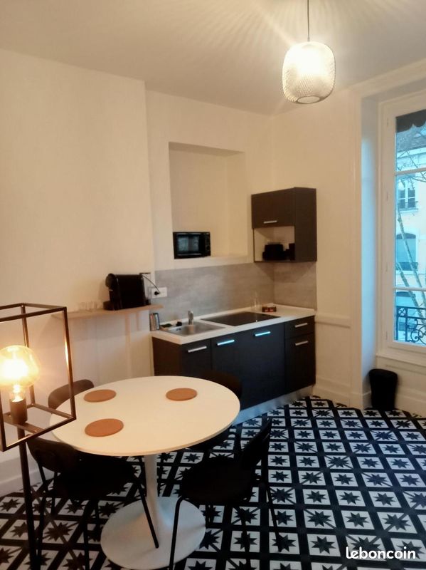 Appartement 3 pièces 59 m² · à Lyon · 59 m² · 970 €