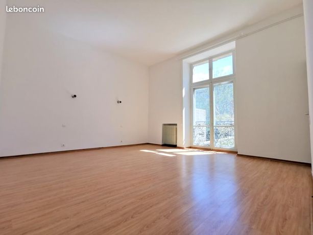 Appartement 4 pièces 168 m²