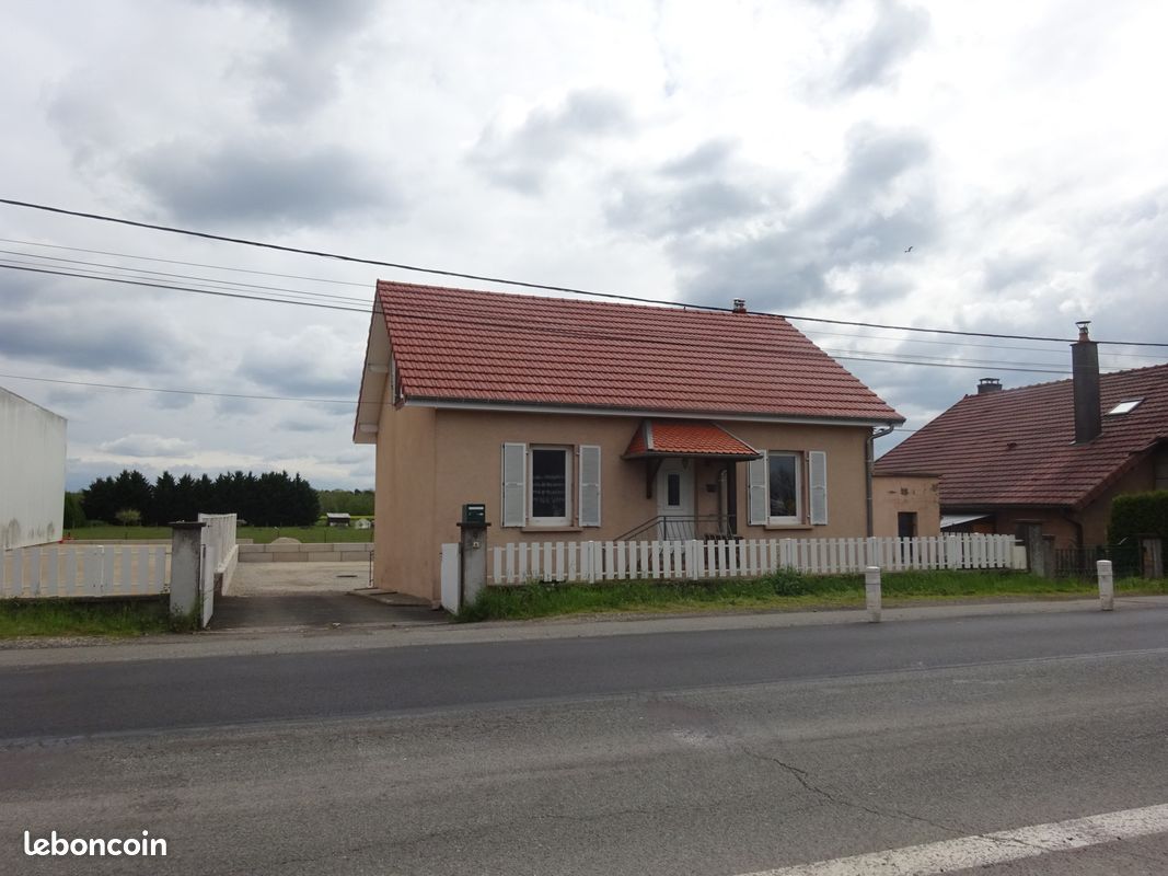 Maison 5 pièces 113 m² · à Lure · 113 m² · 950 €/mois