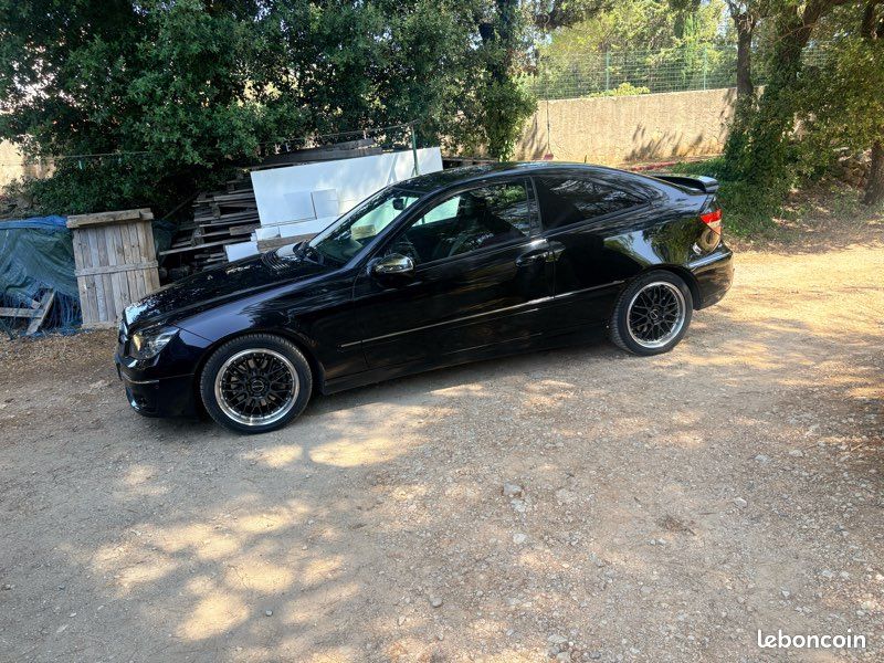 Mercedes c200 kompressor faible kilométrage (image 2)
