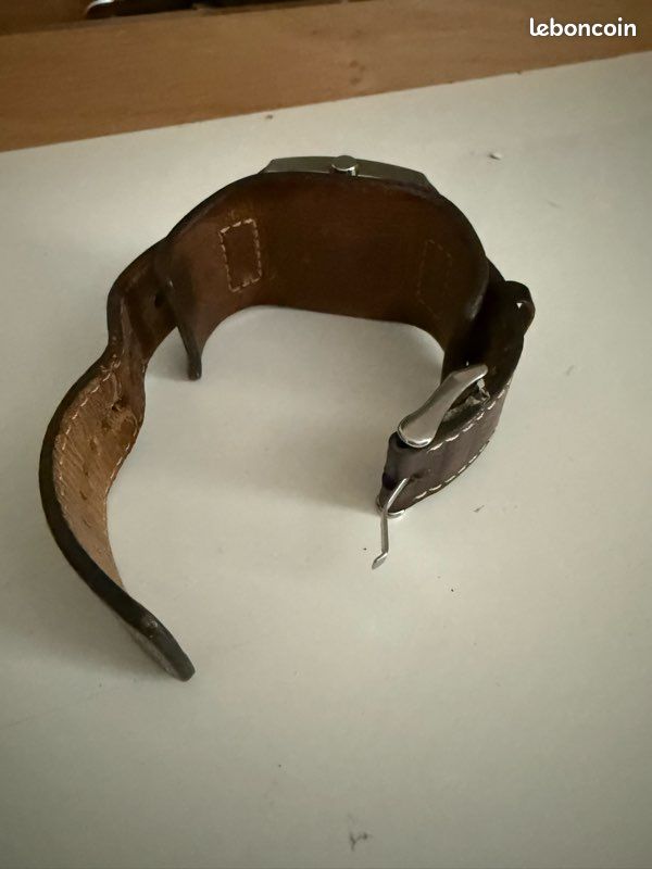 Montre homme (image 2)